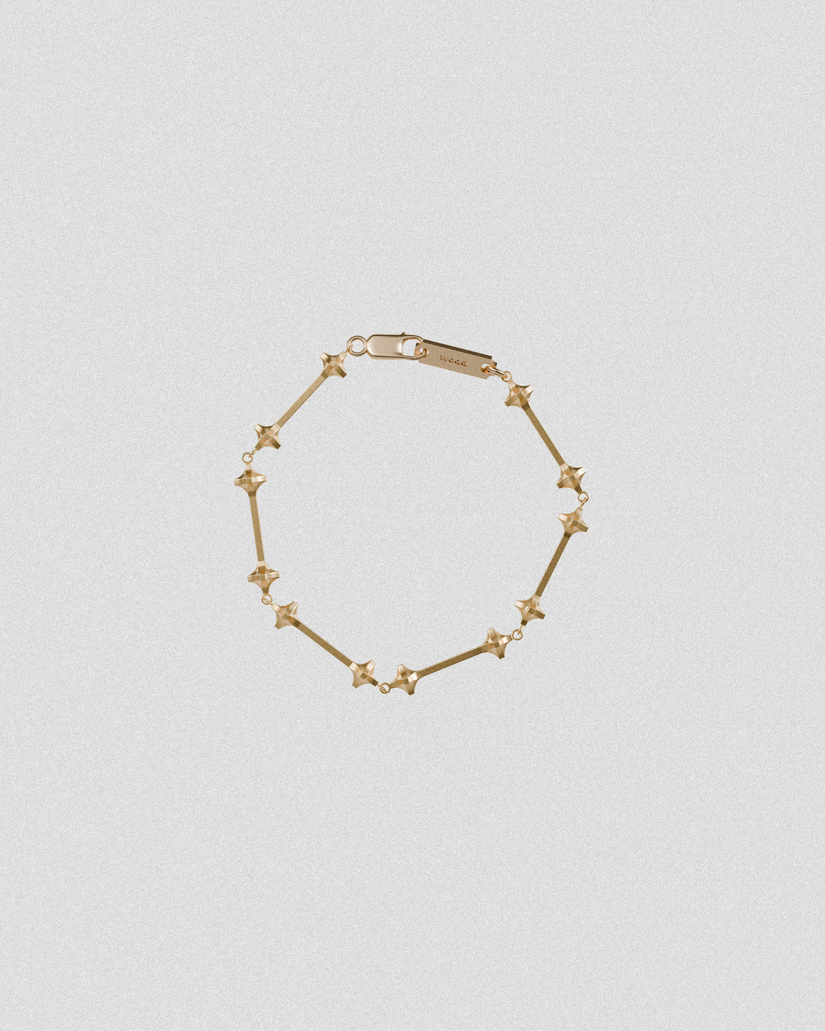 FOUNDATION BRACELACE 02